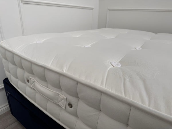 Furniture Village Sanctum Nature 2000 2 Drawer Divan Set Bases + 4ft 6 Mattress8