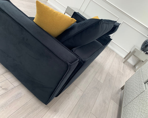 New Black 2 Seater Split cinema sofa style (Delivery Available)7