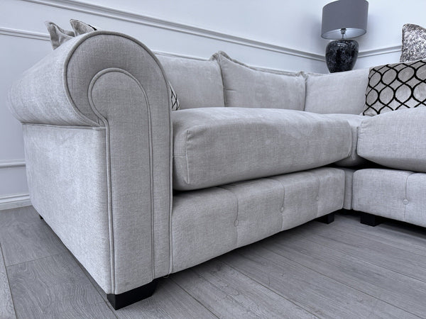 Furniture Village SUMPTUOUS Cream Fabric Corner Sofa 3/CNR/1 RRP £389510