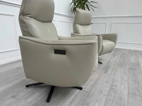 New Gillies Trent TVCH TV Reclining Chair, Feather Grey Genuine Leather RRP£199921
