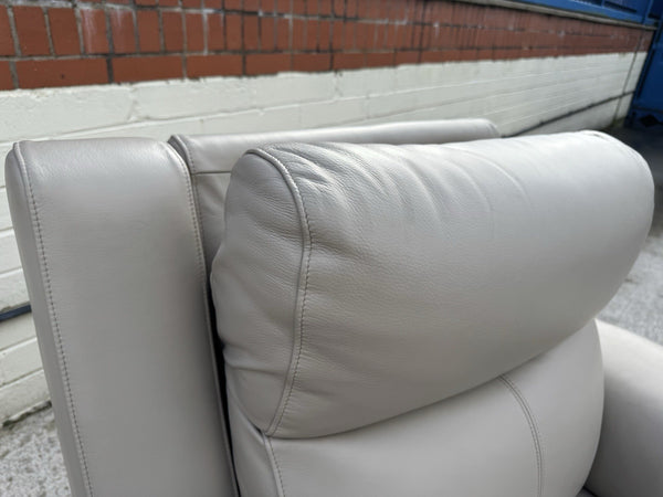 LA-Z-BOY BELLA LEATHER POWER RECLINER 3 SEATER SOFA & ARMCHAIR SET - LATTE6