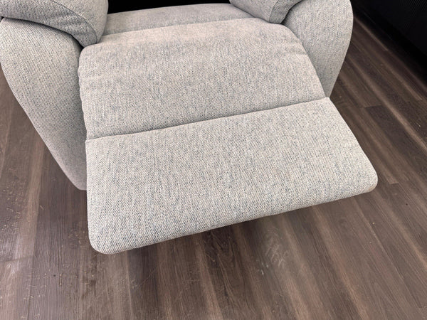 G Plan Kingsbury Power Recliner Armchair Woven Light Blue/ Grey RRP £242511
