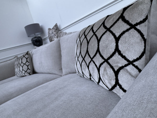 Furniture Village SUMPTUOUS Cream Fabric Corner Sofa 3/CNR/1 RRP £38954