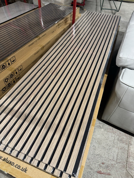 Acoustic Slat Wood Wall Panel Modern Interior Media Wall - Light Oak 2.4m x 0.6m0