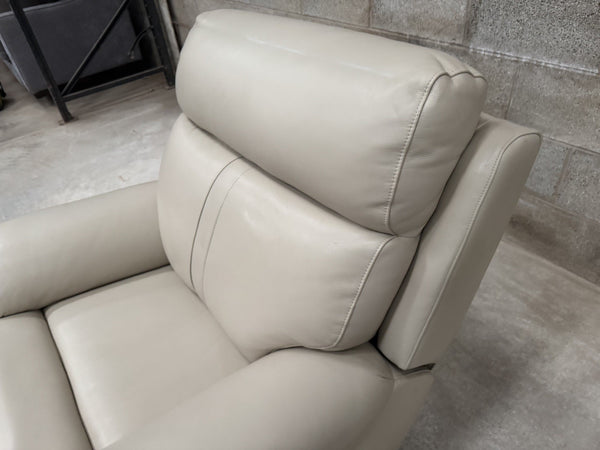 Lazyboy  WINCHESTER Manual Recliner Armchair Sofa  in Cream Leather 6