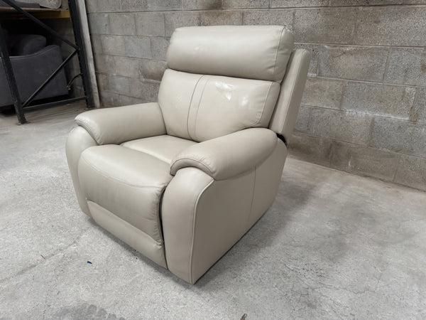 Lazyboy  WINCHESTER Manual Recliner Armchair Sofa  in Cream Leather 7