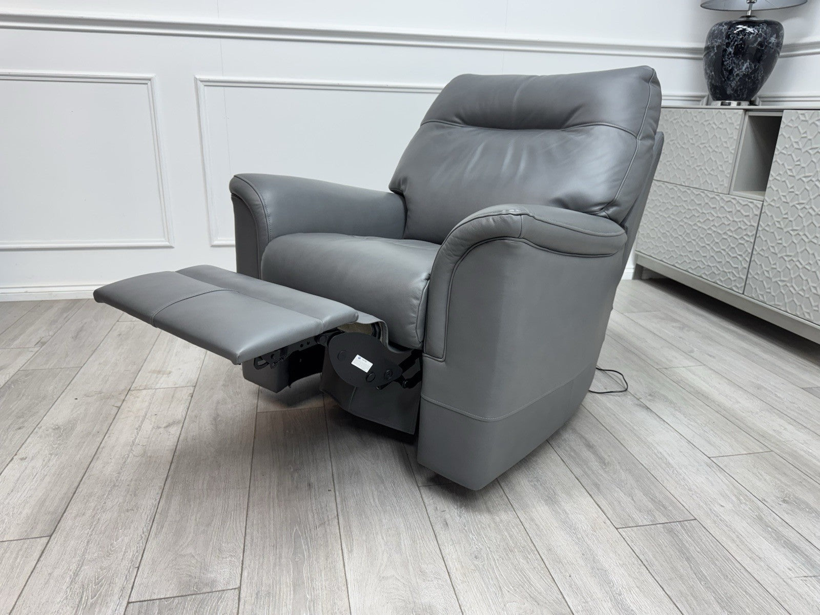 Parker Knoll Hudson 23 Grey Leather Armchair Power Recliner & Headrest & Lumbar0