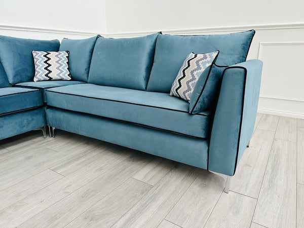BRAND NEW Santorini Teal Velvet Corner Sofa - Fast Delivery!8