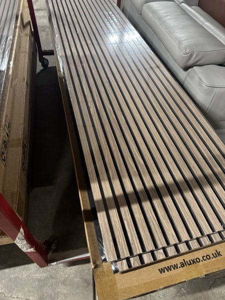 Acoustic Slat Wood Wall Panel Modern Interior Media Wall - Light Oak 2.4m x 0.6m2