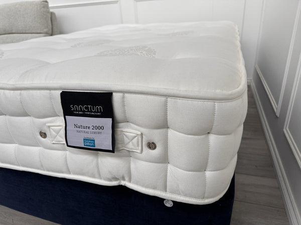 Furniture Village Sanctum Nature 2000 2 Drawer Divan Set Bases + 4ft 6 Mattress3