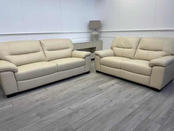 Furniture Village Hetty 3 +2 Seater Sofa Set in Cream/Off White Leather0