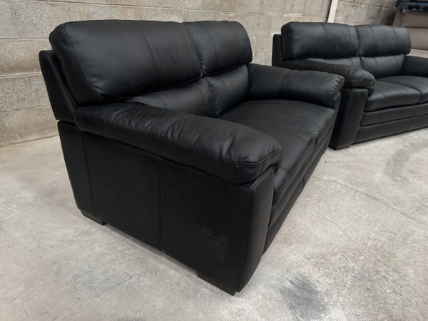 Furniture Village Cozee Black Leather Standard 3 & 2 Seater Sofa Set3