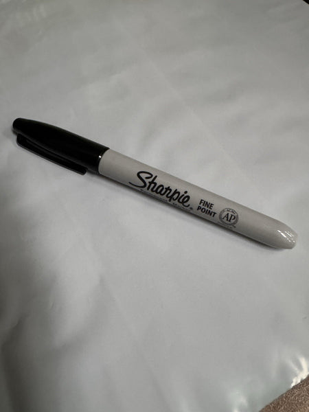 1 x SHARPIE Black FINE Point Bullet Tip Permanent Marker Pens Genuine- UK1