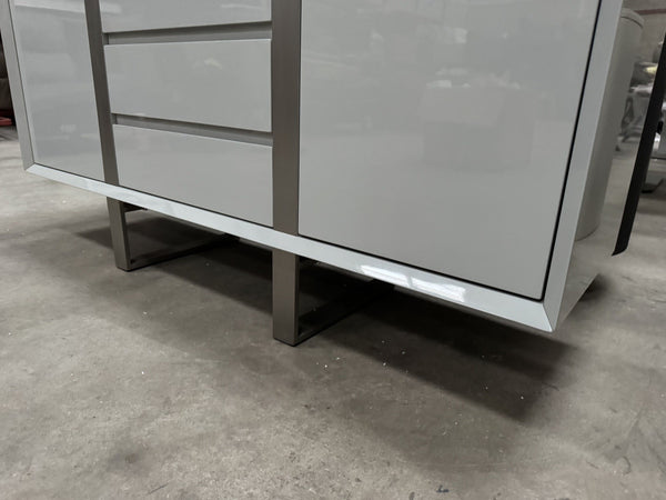 Furniture Village GRIGIO Large 2 Door 3 Drawer Sideboard 8