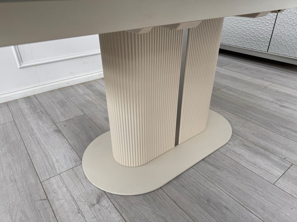 Furniture Village Avorio Small Extending Dining Table marble-effect ceramic top1