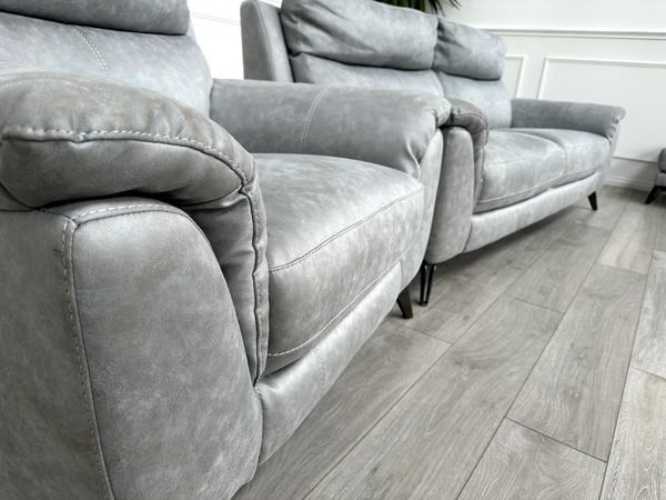 Furniture Village Contempo Grey 3 Seater Sofa Power Recliner Armchair RRP £3,78510