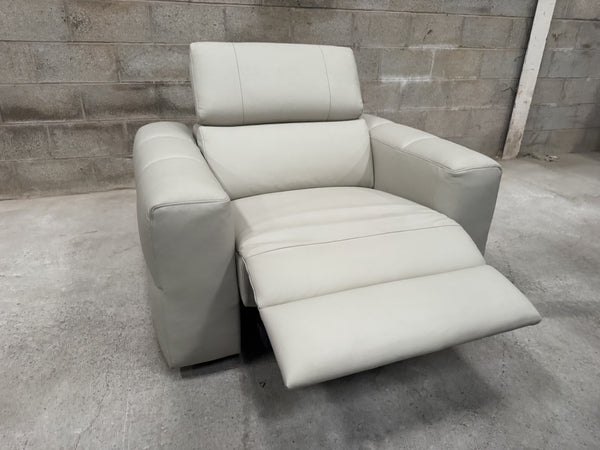 Lazyboy COLORADO Off White Snuggle/Cuddle Armchair Power Recliner + Headrest 2