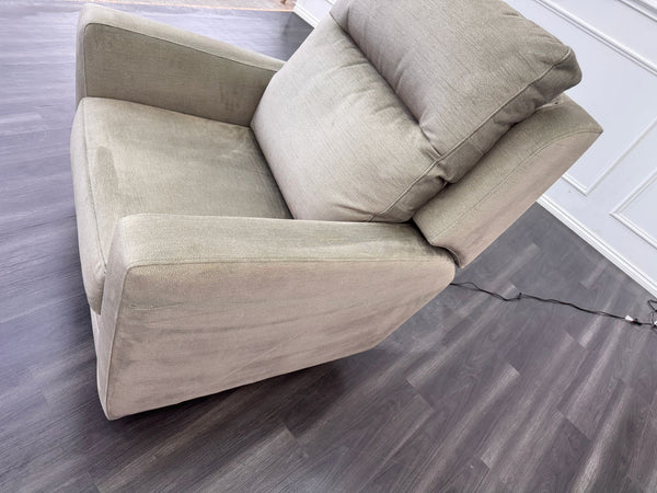 Parker Knoll Chicago Green Velvet Power Recliner Armchair Headrest & Lumbar