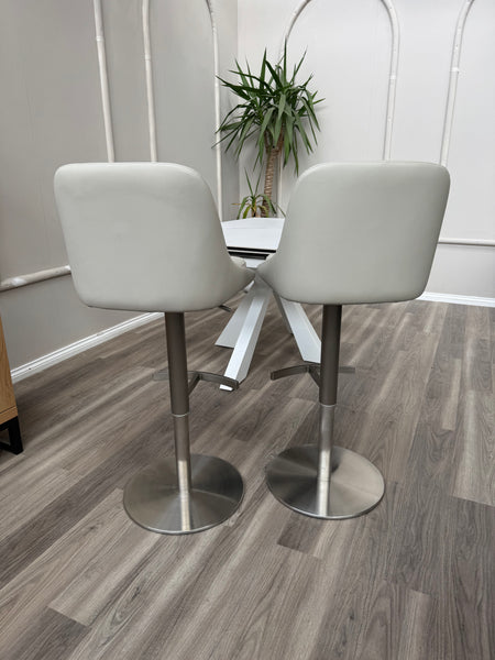 Avorio Grey Faux Leather Swivel Bar Stool Silver Pedestal High Chairs